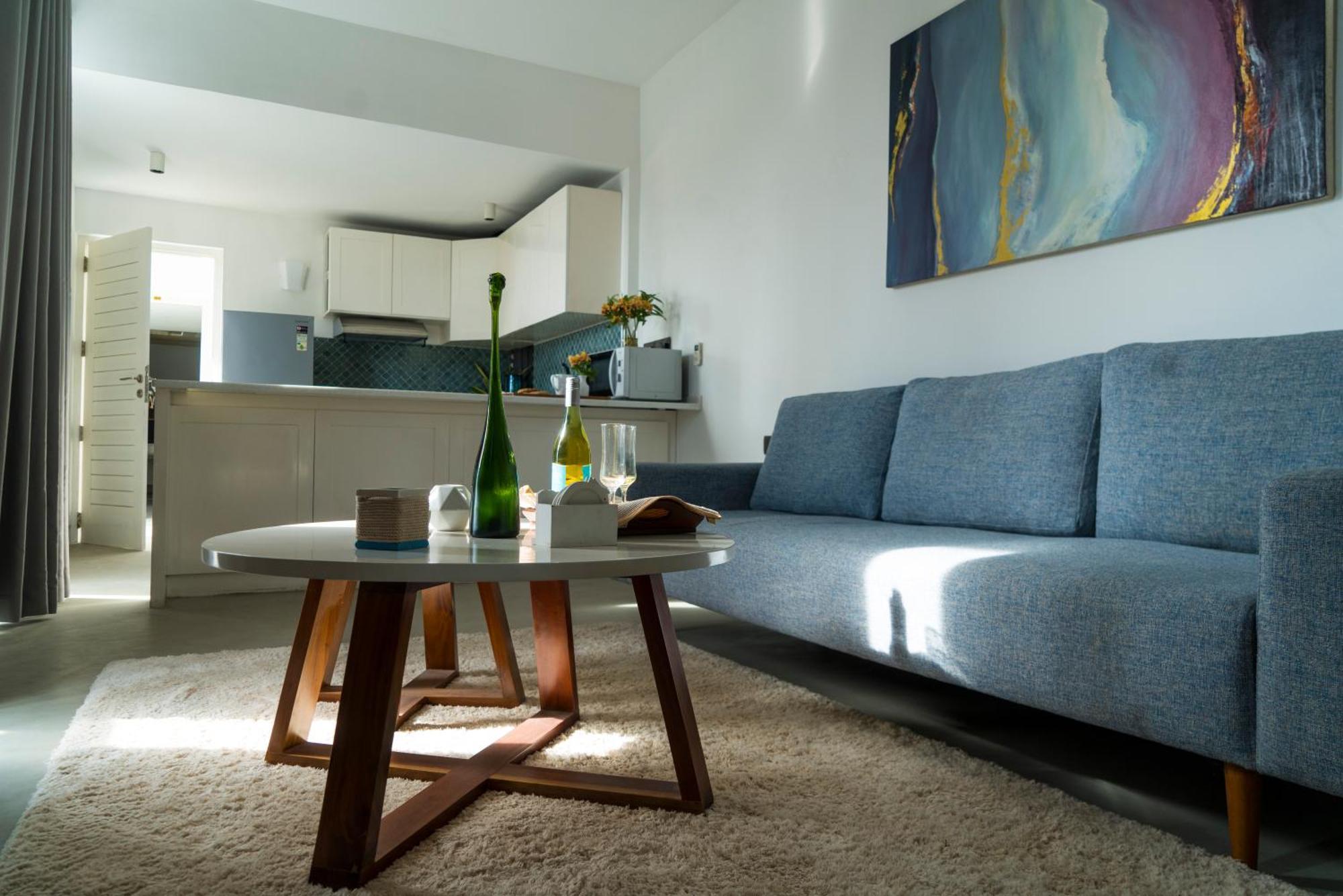 Four Petals Inn كولمبو المظهر الخارجي الصورة
