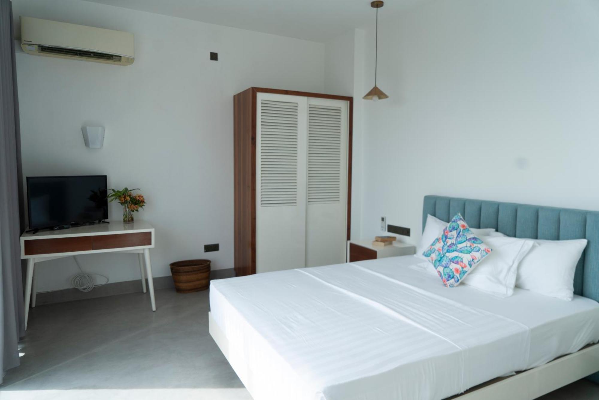 Four Petals Inn كولمبو المظهر الخارجي الصورة