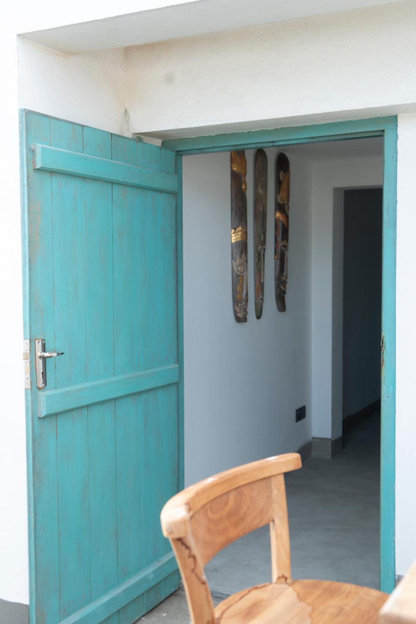 Four Petals Inn كولمبو المظهر الخارجي الصورة