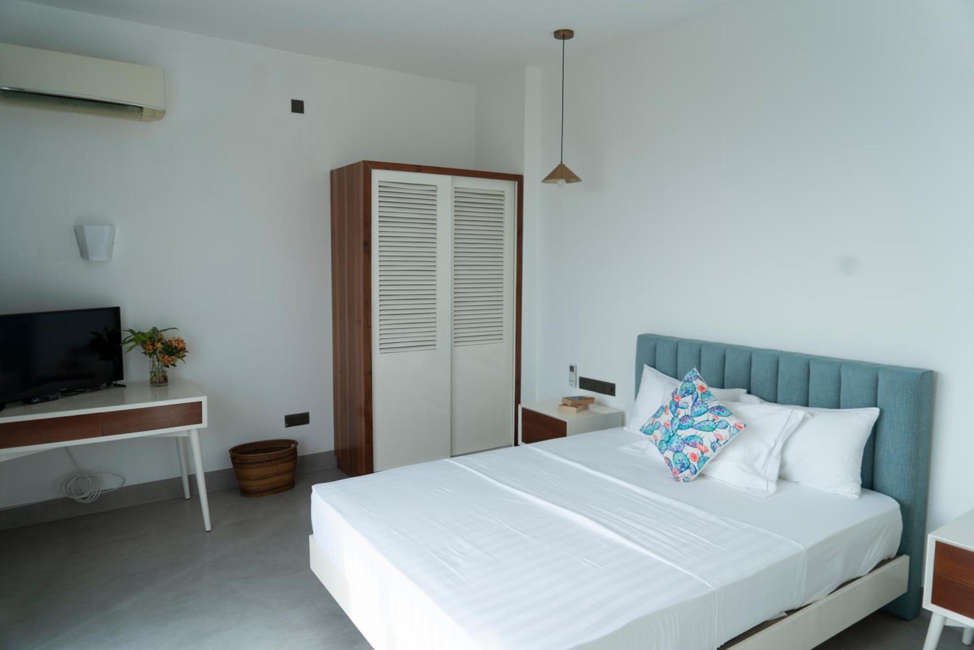 Four Petals Inn كولمبو المظهر الخارجي الصورة